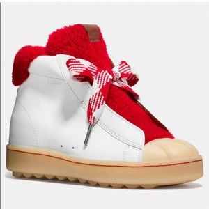New Coach Sneakers Hi-Tops Red White 9 Shearling Trim Leather G1493 Colorblock